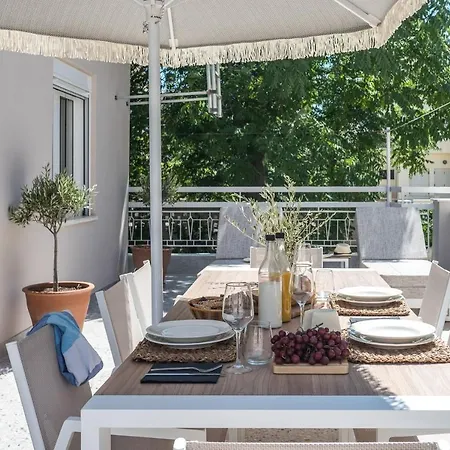 Sofias Lemontree Family House *